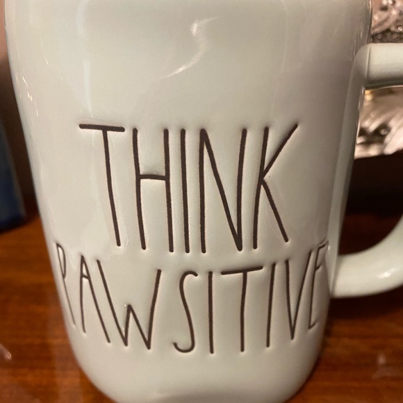 Rae Dunn 🇺🇸 “Think PAWsitive” mug - Picture 4 of 5